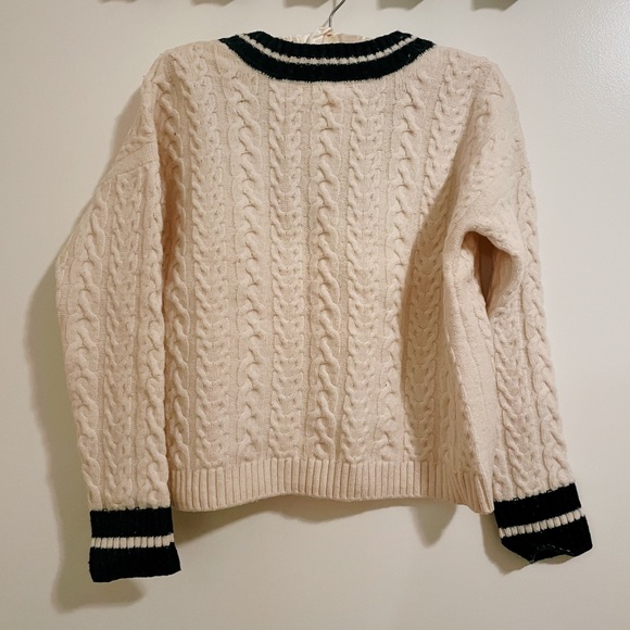 H&M LOGG v neck pullover sweater - Picture 2 of 4
